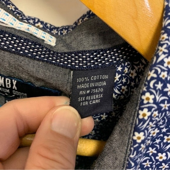 MBX Premium Dry Goods Navy with White Flowers LS Dress Shirt Sz XXL (runs small) - Picture 6 of 10